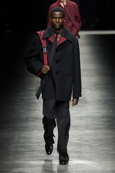 Look 36
